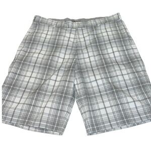 Men’s Nike Golf Grey White Plaid Stripes Golf Shorts Size Medium Waist 38